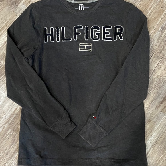 Tommy Hilfiger - Picture 2 of 2